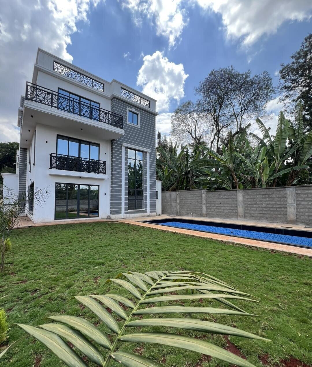 Private Pool & Garden in 4-Home Gated Community - Lavington