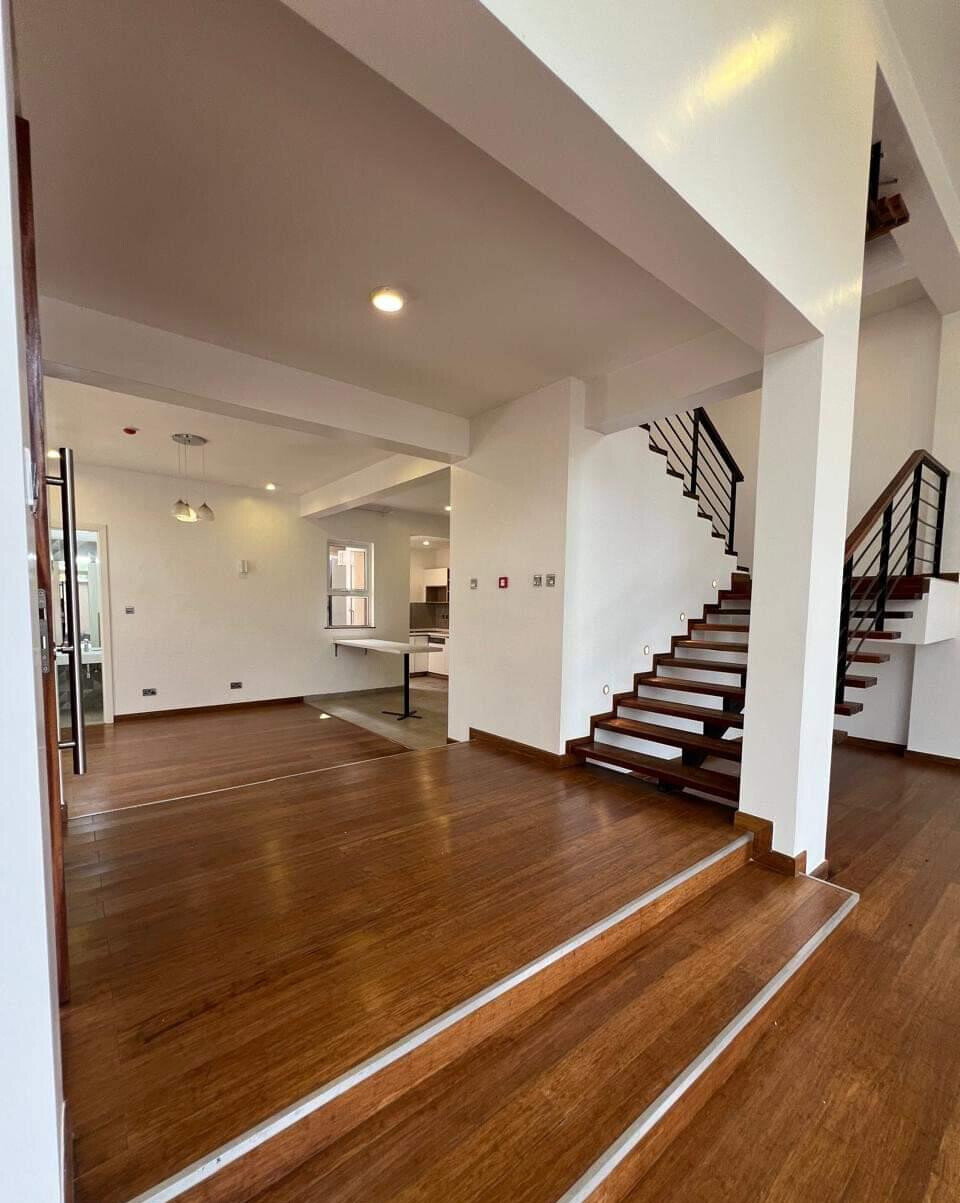 4-Ensuite Townhouse with Heated Pool & Gym - Lavington