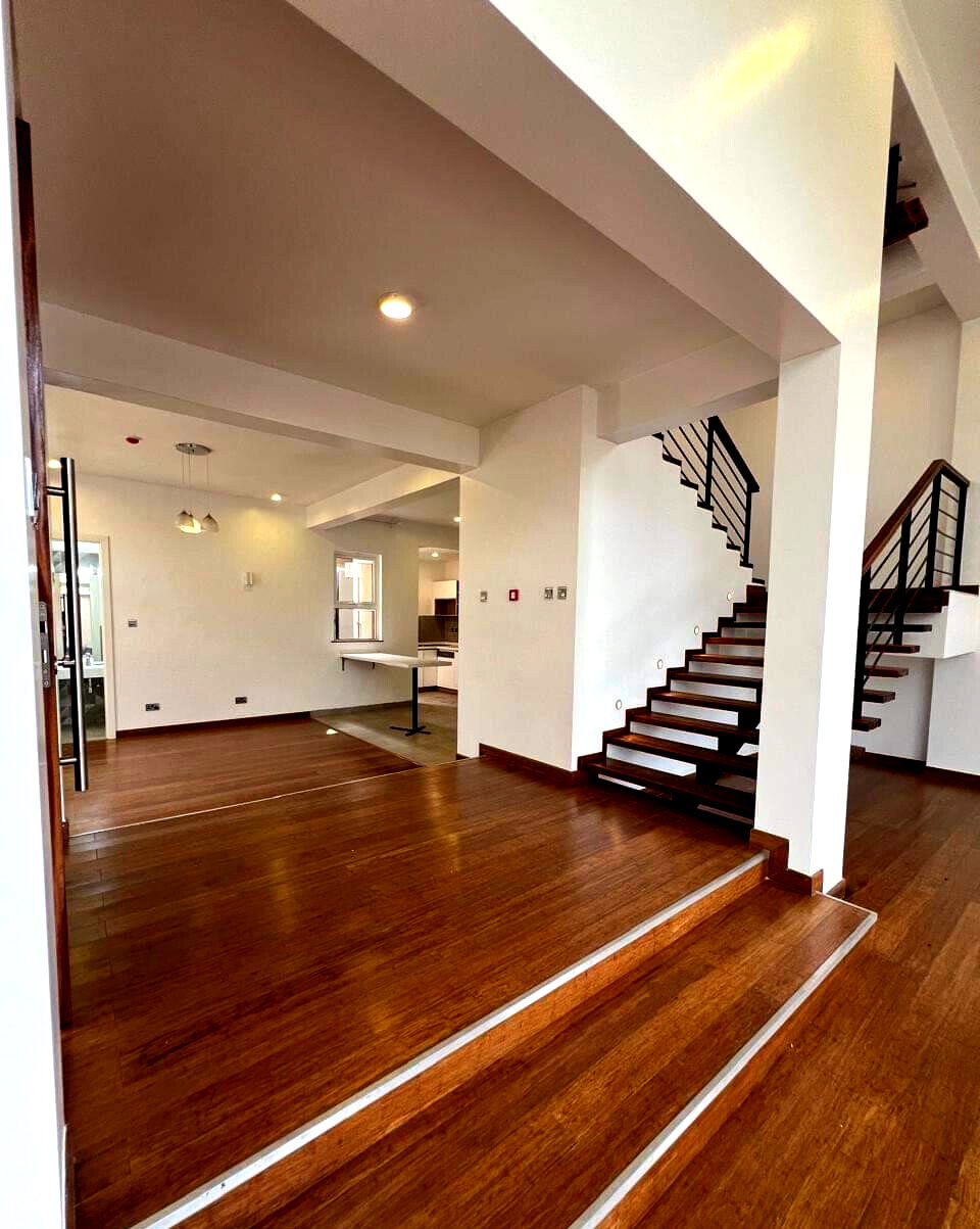 4-Ensuite Townhouse with Heated Pool & Gym - Lavington