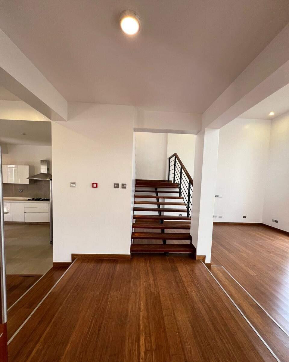 4-Ensuite Townhouse with Heated Pool & Gym - Lavington