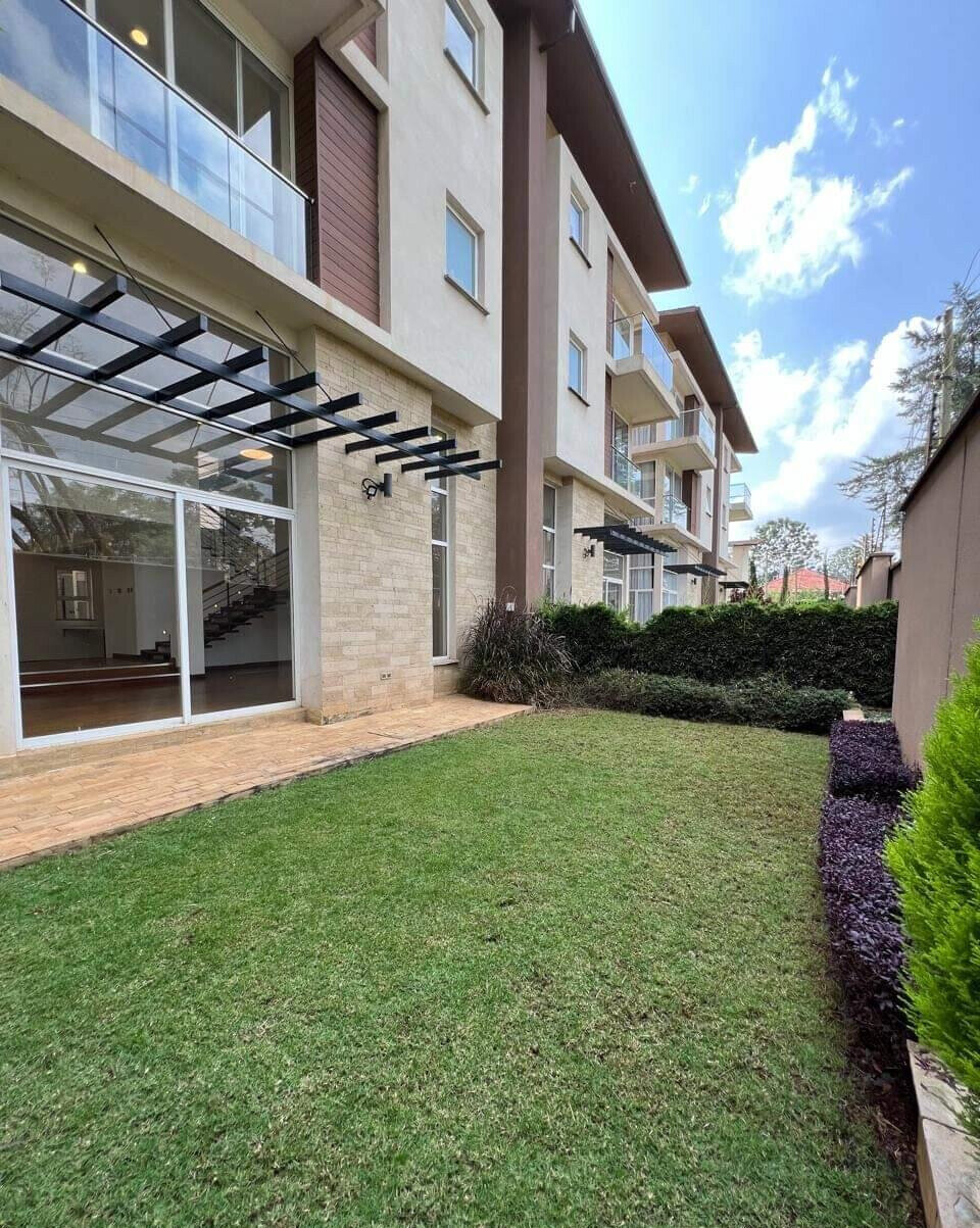 4-Ensuite Townhouse with Heated Pool & Gym - Lavington
