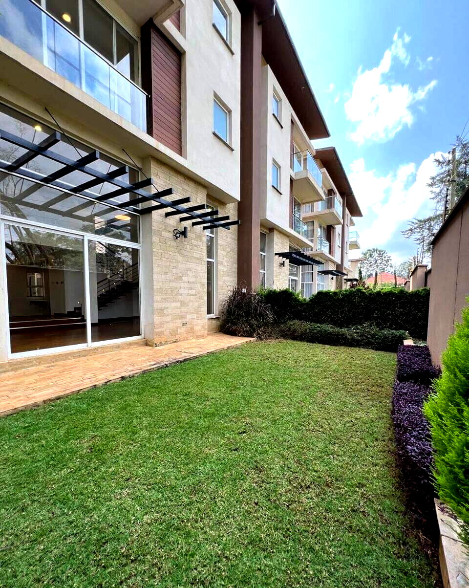 4-Ensuite Townhouse with Heated Pool & Gym - Lavington