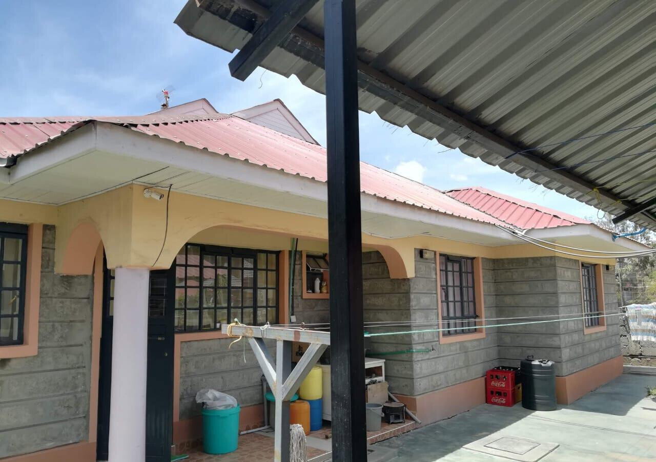 4BR Gated Townhouse with Mature Garden - Athi River