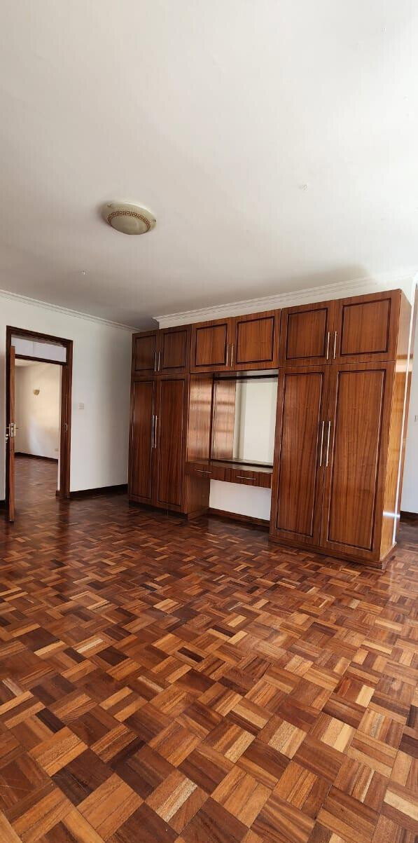 Homely 5-Bed Townhouse with DSQ in Lavington Gated Community