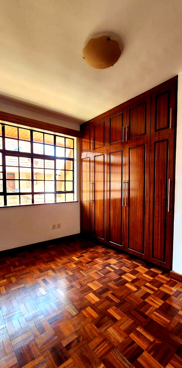 Homely 5-Bed Townhouse with DSQ in Lavington Gated Community