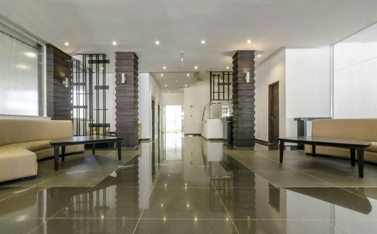 4BR Riverside Apartment with Custom Finishes & High-Speed Lifts