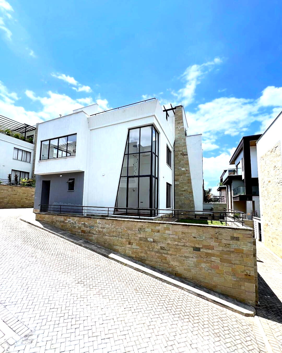 Brand New 5BR All-Ensuite Townhouse with Home Office - Lavington