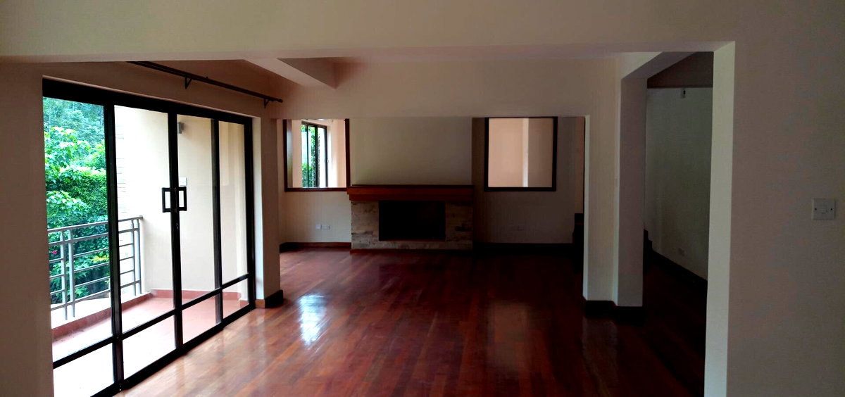 5BR Townhouse with Gym, Pool & 2BR DSQ - Kitisuru