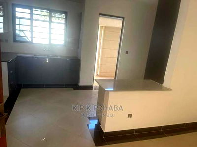 3bdrm Apartment in Kingsquare, Elgon View for Sale - Image 1