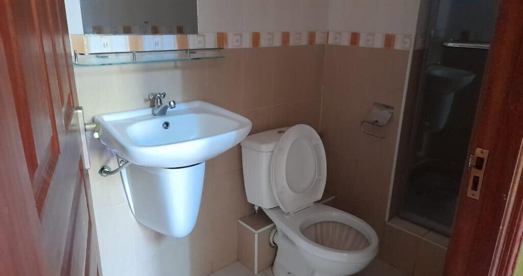 1.1 Acre Runda Retreat at KSh 300K