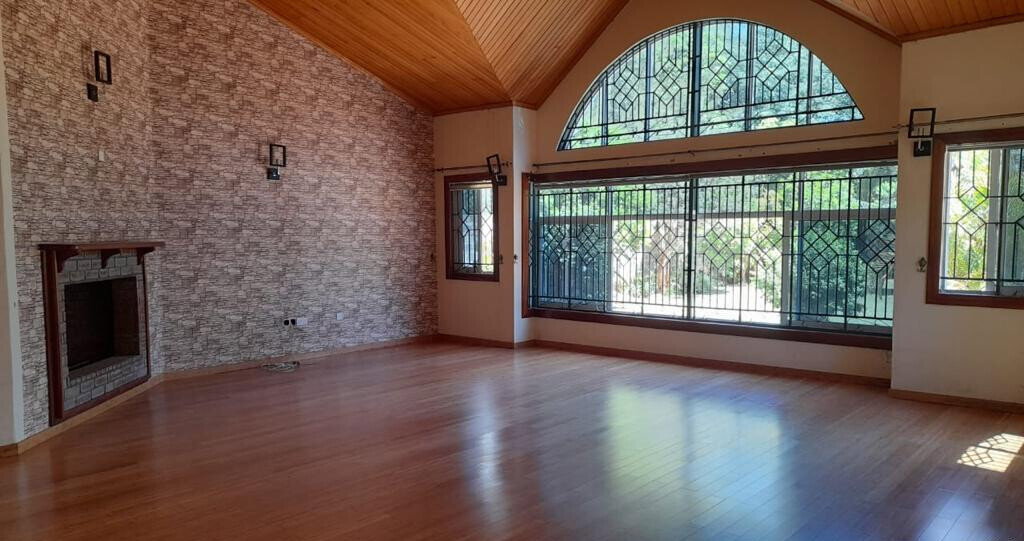 1.1 Acre Runda Retreat at KSh 300K