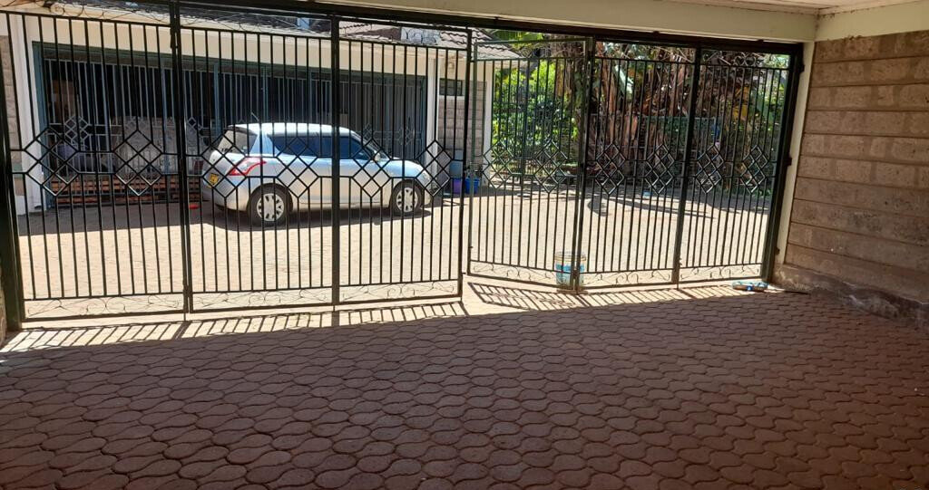 1.1 Acre Runda Retreat at KSh 300K