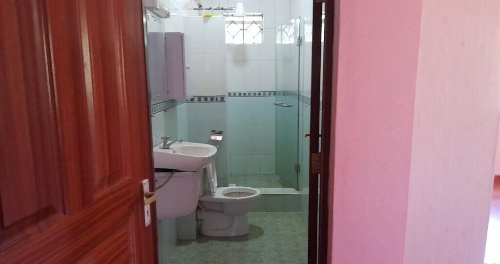 1.1 Acre Runda Retreat at KSh 300K