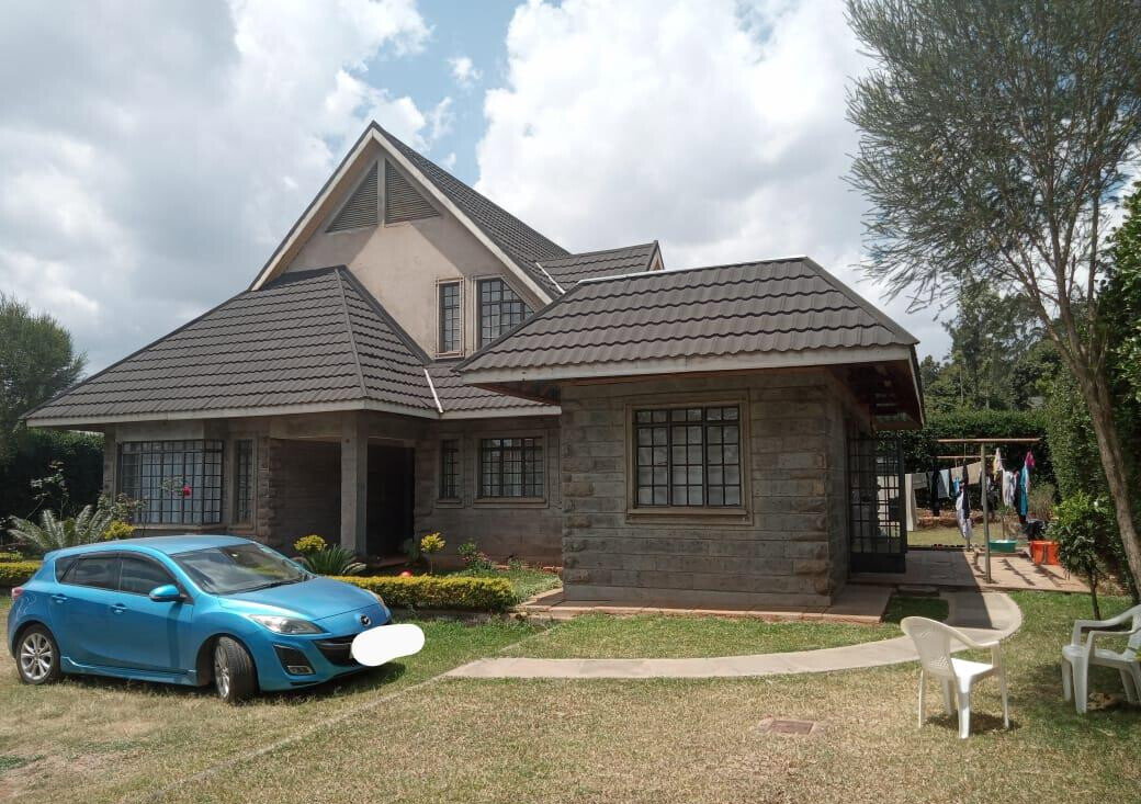 5BR Maisonette with DSQ & Rooftop Balcony – Kerarapon, Nairobi
