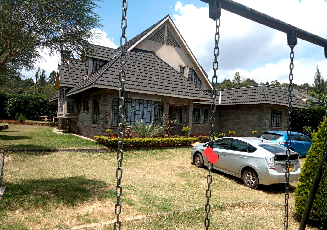 5BR Maisonette with DSQ & Rooftop Balcony – Kerarapon, Nairobi