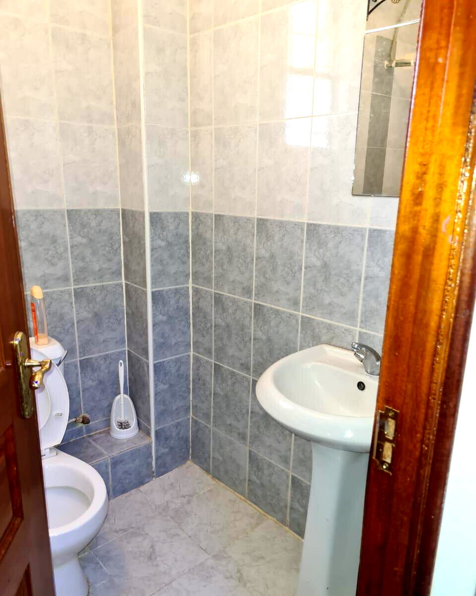 4BR All-Ensuite Townhouse with Balcony Near Wilson Airport - South C