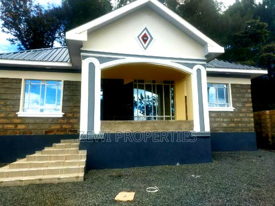 4bdrm Bungalow in Cypa Estate Matasia for sale - Image 4