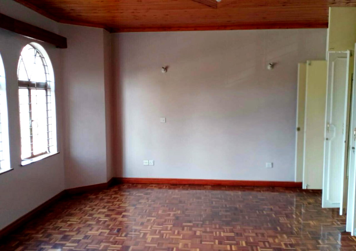4BR Townhouse with Prayer Room & Electric Fence - Westlands