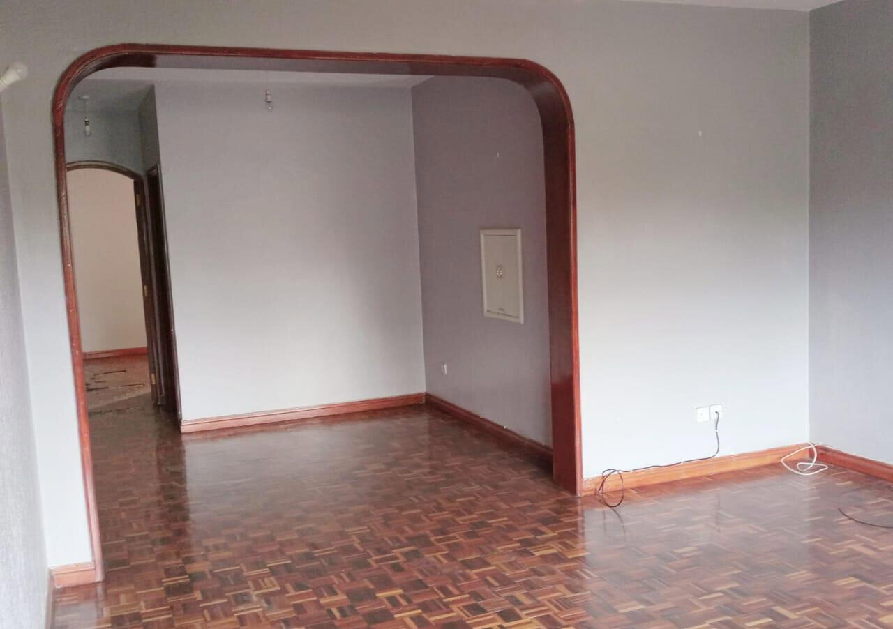 4BR Townhouse with Prayer Room & Electric Fence - Westlands