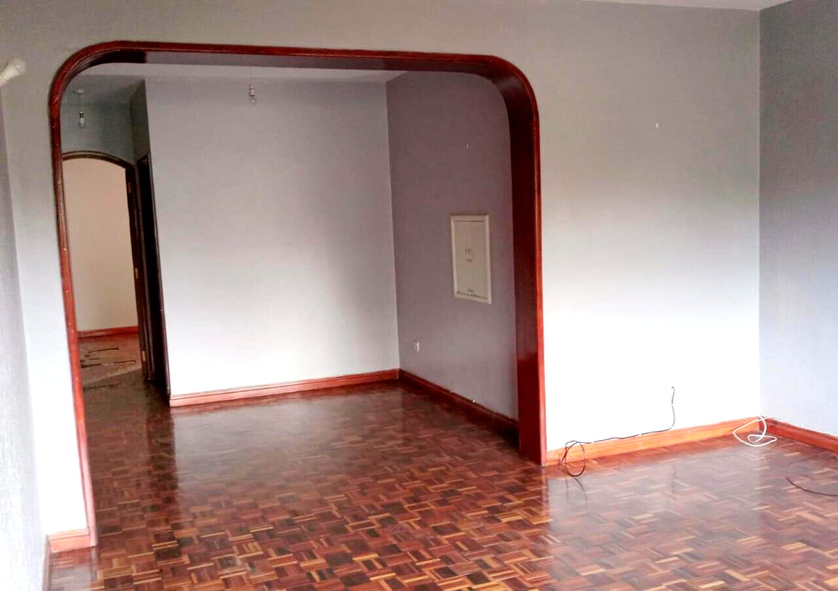 4BR Townhouse with Prayer Room & Electric Fence - Westlands