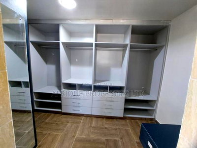 7bdrm Mansion in Ridgeway, Ridgeways for rent - Image 14