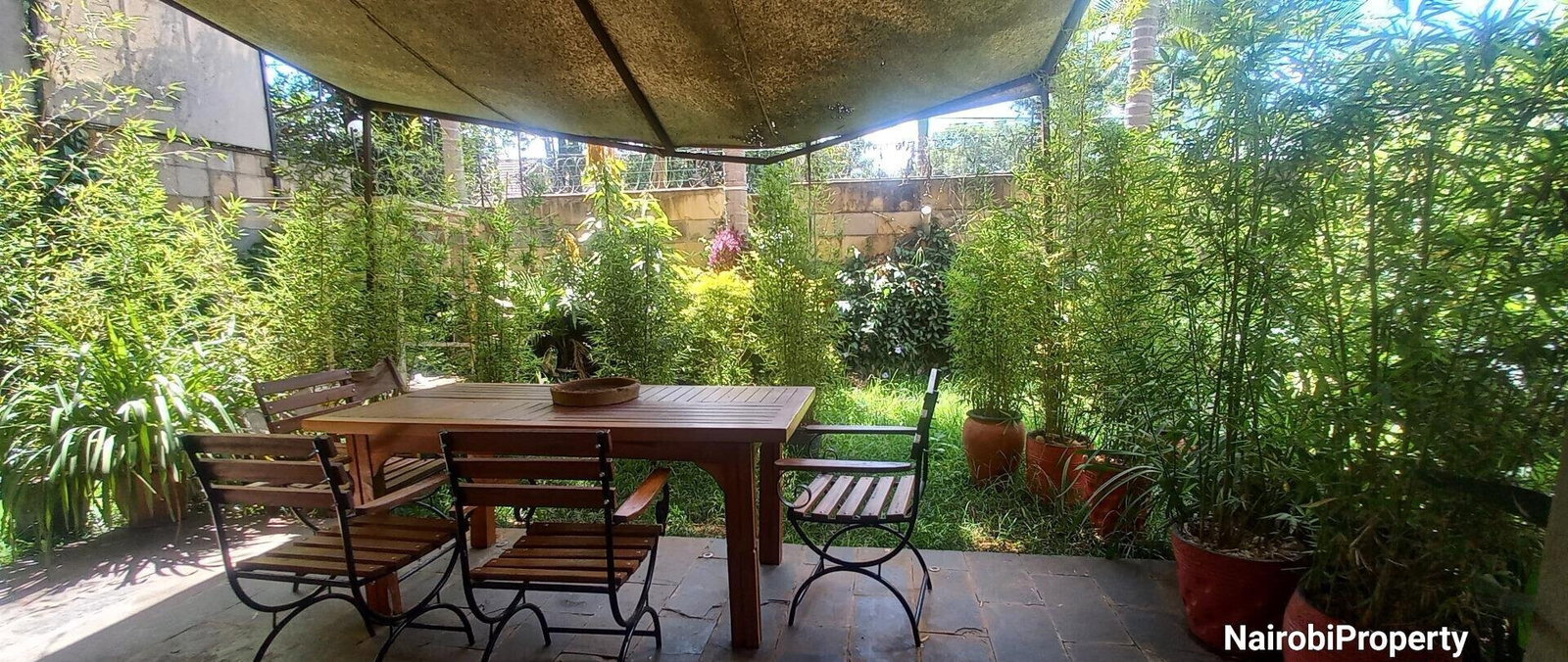 5-Ensuite Townhouse with Rooftop Jacuzzi & Private Pool - Lavington
