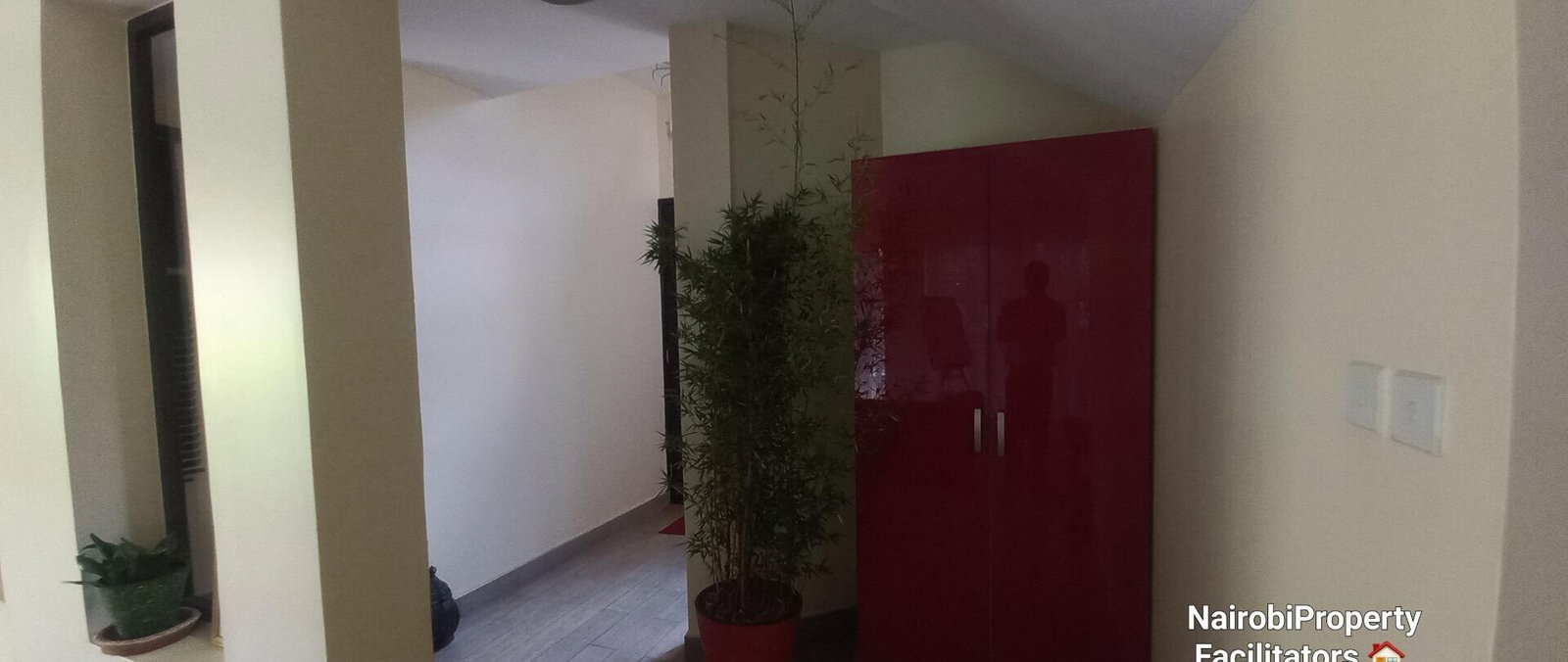 5-Ensuite Townhouse with Rooftop Jacuzzi & Private Pool - Lavington
