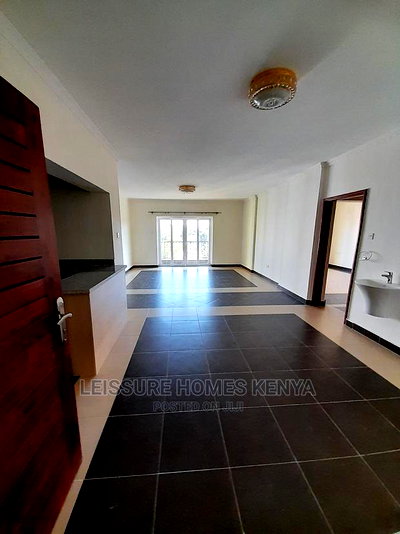 2bdrm Apartment in Lavington for sale - Image 2