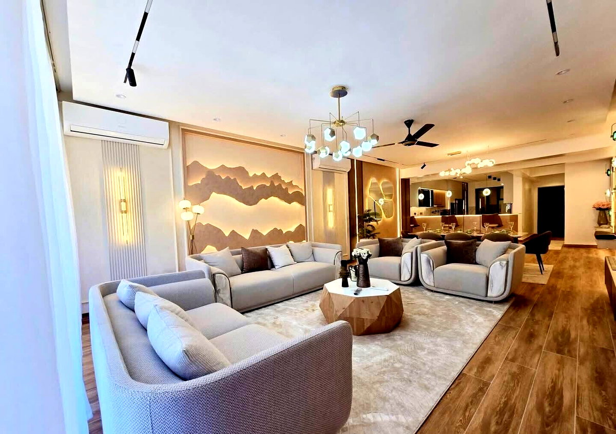 4BR Apartment with Pool, Gym & DSQ Near Links Road - Nyali