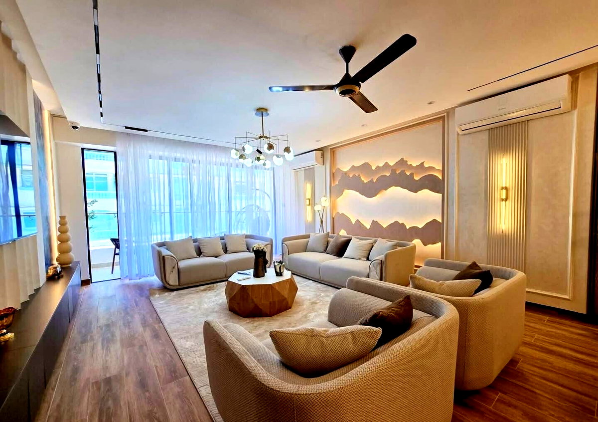 4BR Apartment with Pool, Gym & DSQ Near Links Road - Nyali