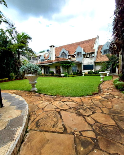 KSh 120M 5BR Garden Estate