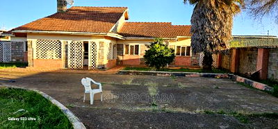 4bdrm Bungalow in Kimumu for sale - Image 14