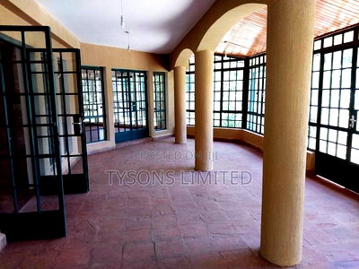 5bdrm Villa in Runda for sale - Image 13