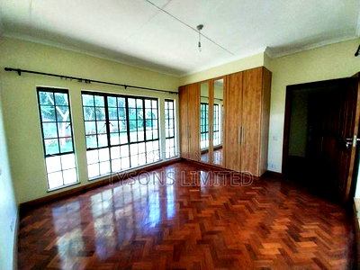 5bdrm Villa in Runda for sale - Image 9