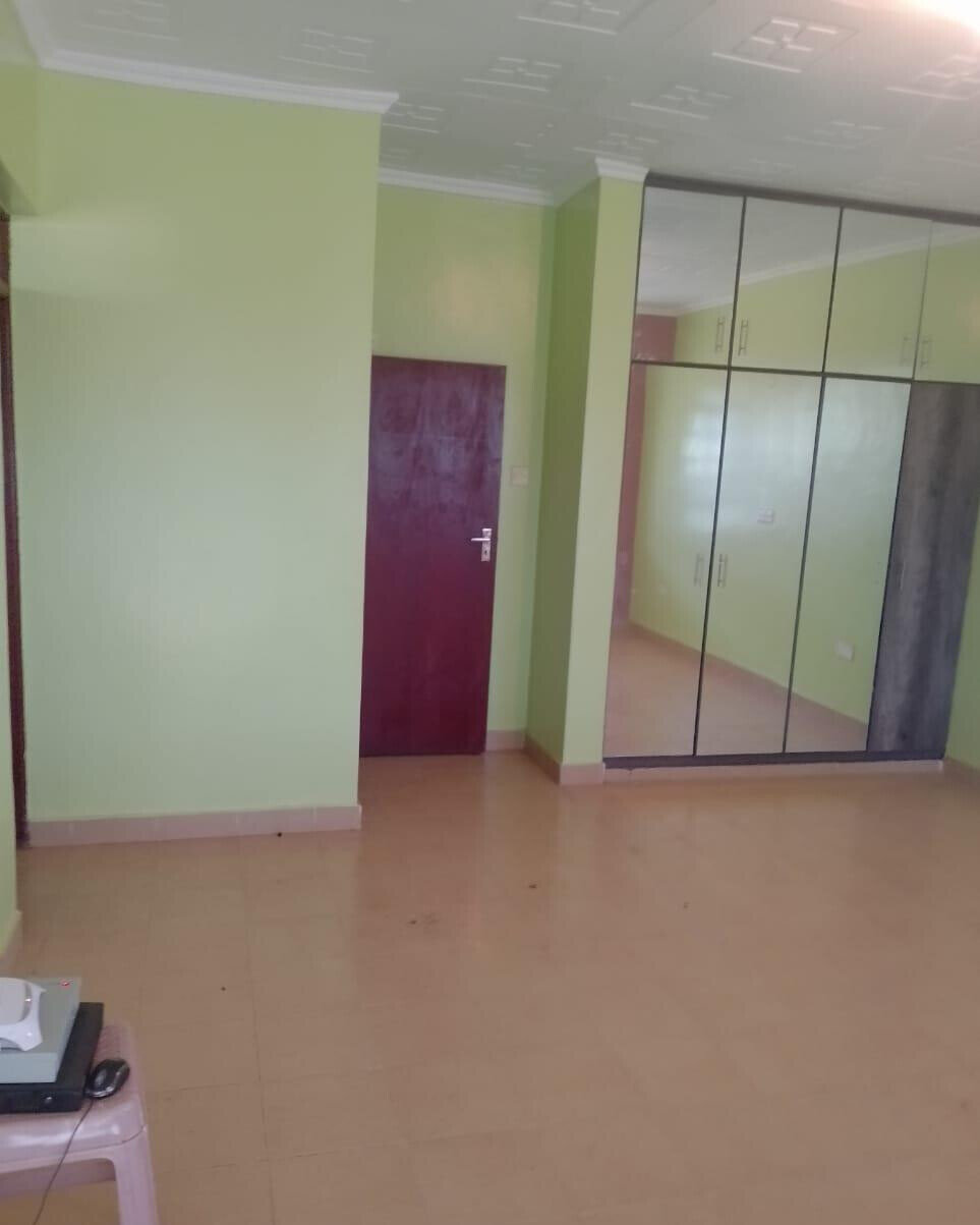 1/8 Acre Townhouse with Garden - KSh 17M