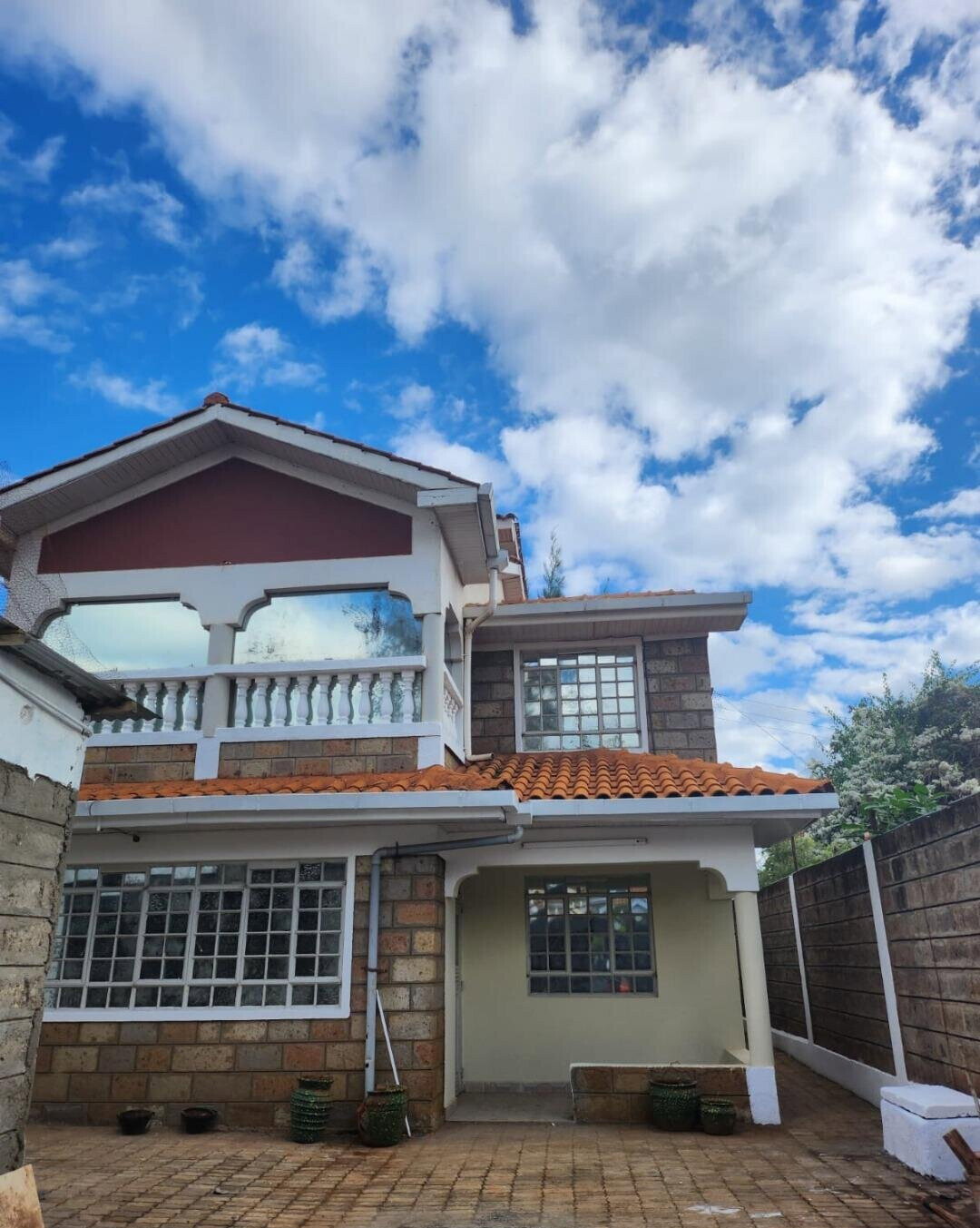 1/8 Acre Townhouse with Garden - KSh 17M