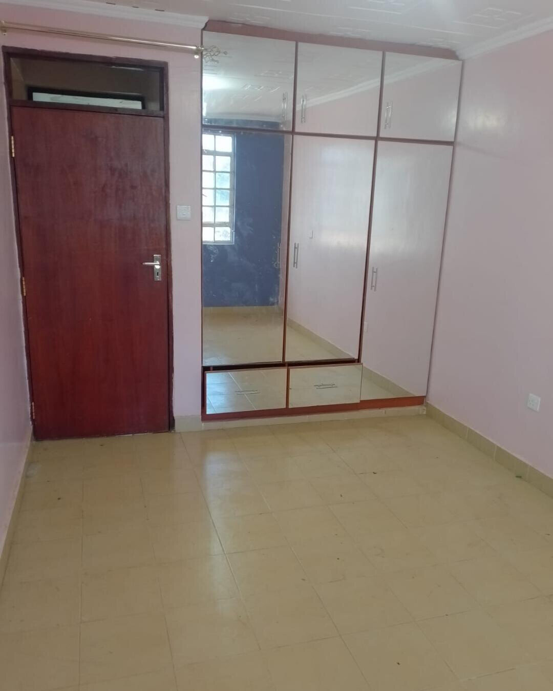 1/8 Acre Townhouse with Garden - KSh 17M