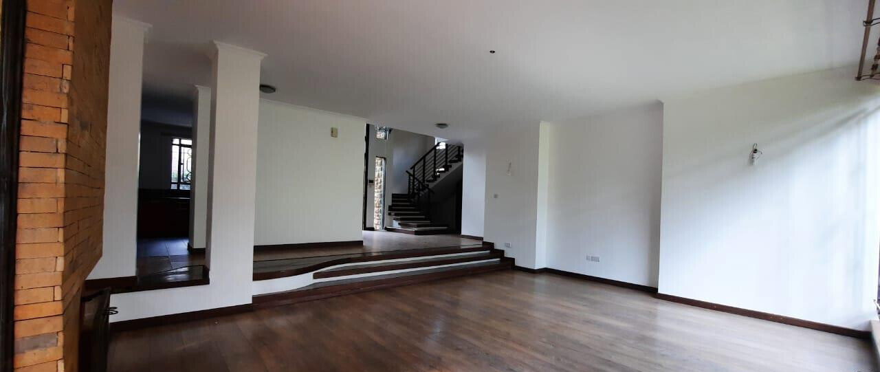 0.16 Acre Townhouse with Garden at KSh 75M