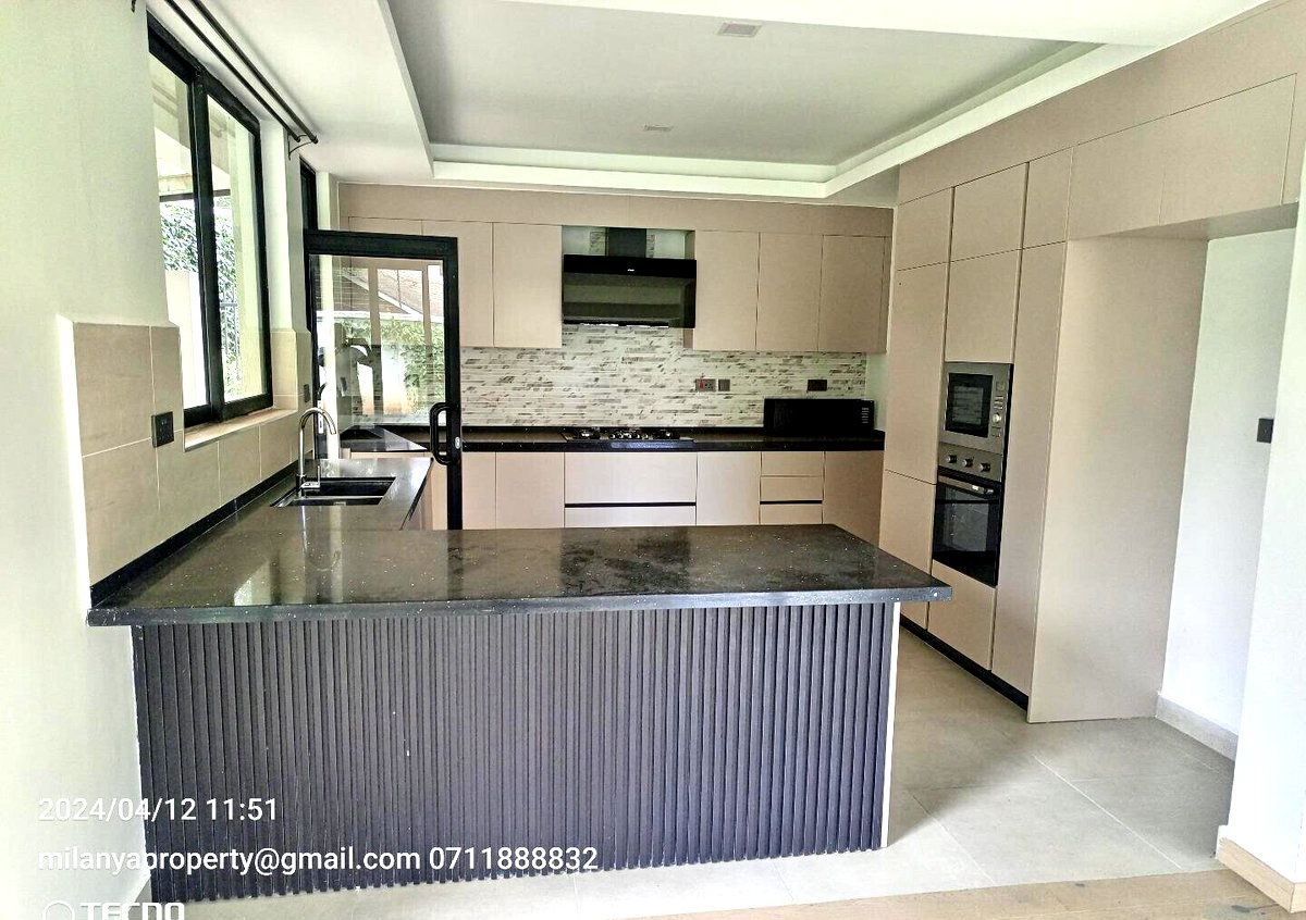 4BR Townhouse with Generator & Borehole - Lavington
