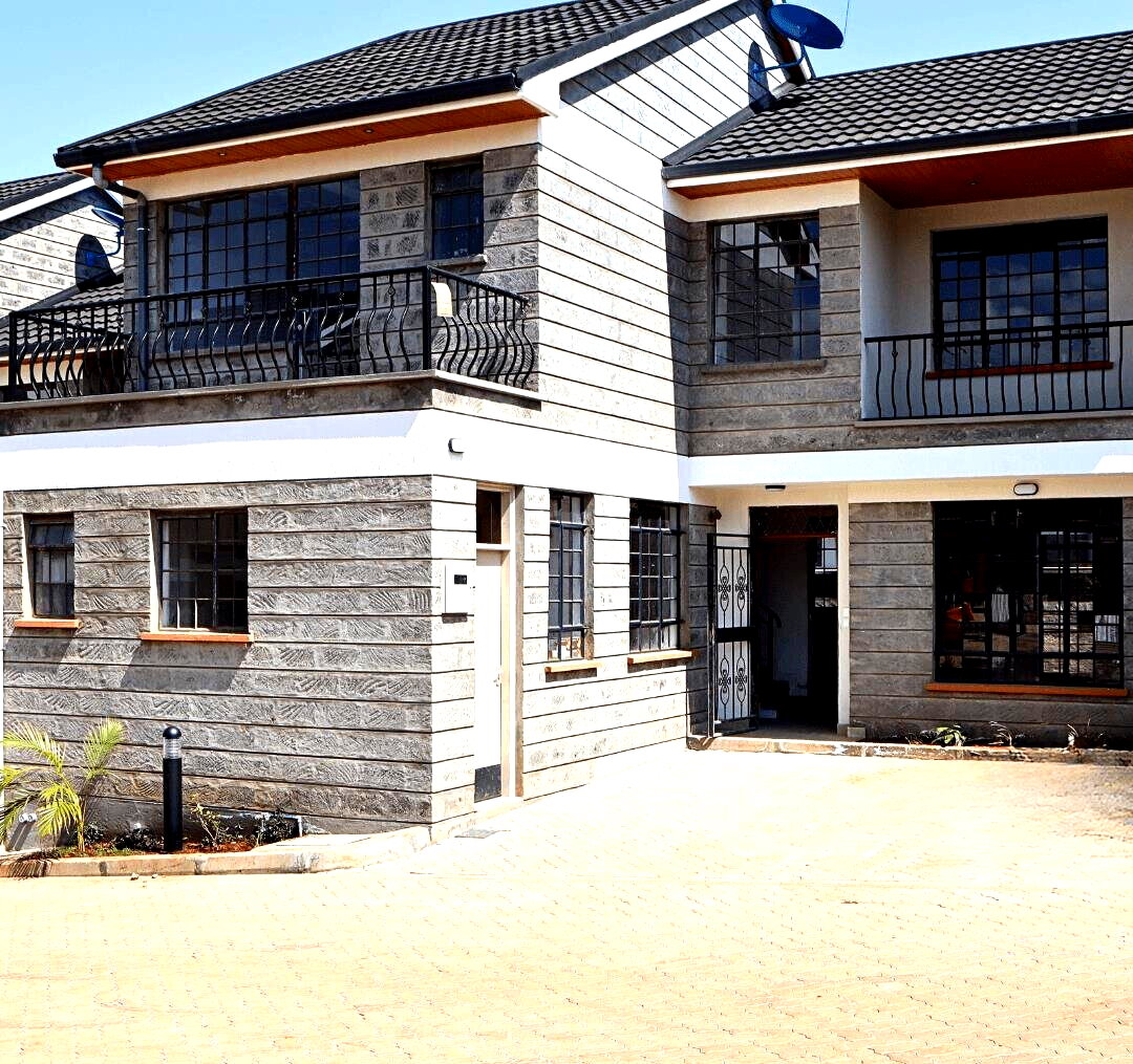 Modern 4BR Maisonette with DSQ & Kids Play Area - Syokimau