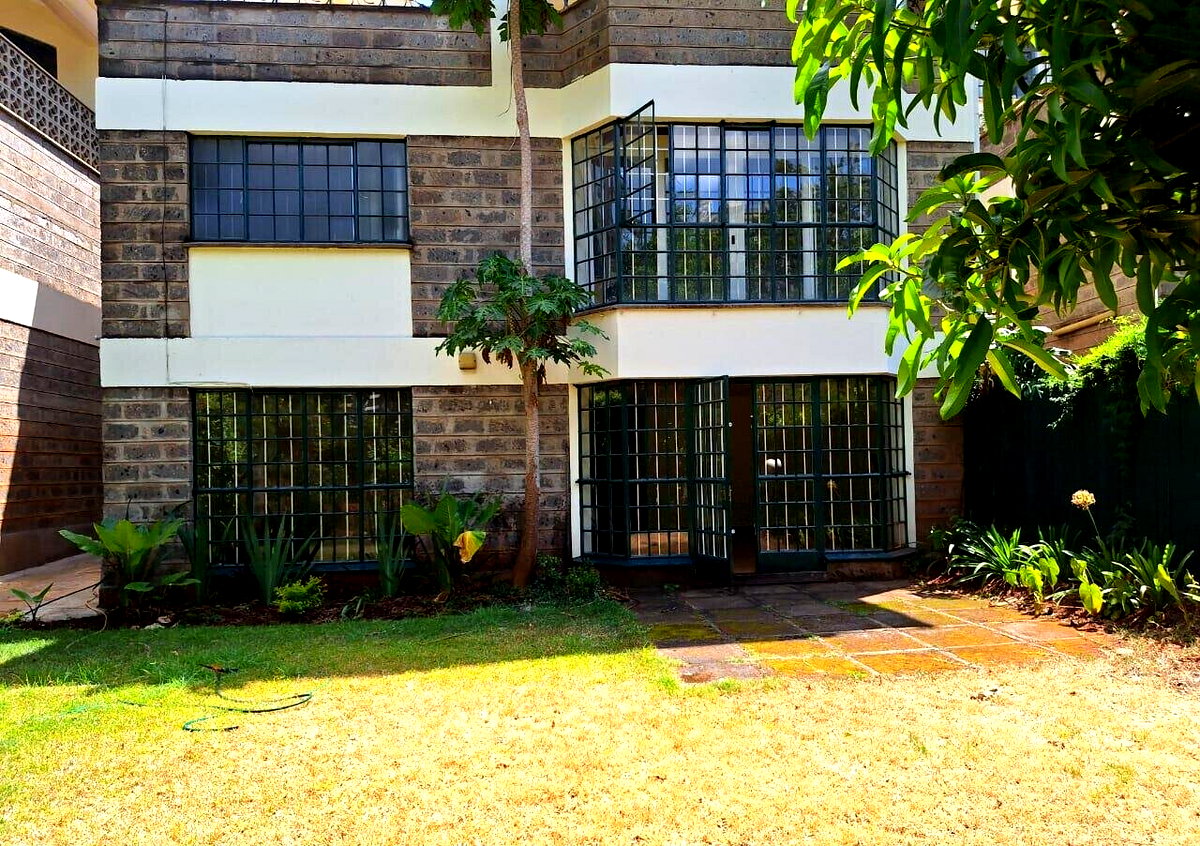 4-Ensuite Townhouse with Study & Private Garden - Spring Valley