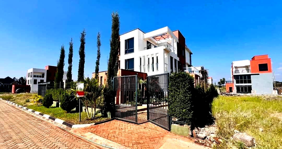 Ready-to-Move-In 4BR Ensuite Villa on 1/8 Acre - Membley, Ruiru