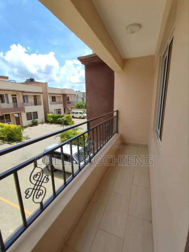 4bdrm Villa in Gateway Mall Area for sale