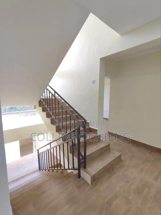 4bdrm Villa in Gateway Mall Area for sale