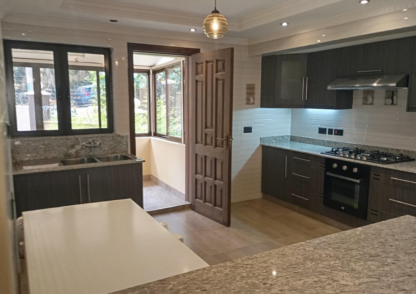 Multi-Level 5-Bed Townhouse with Double Lounge - Lavington