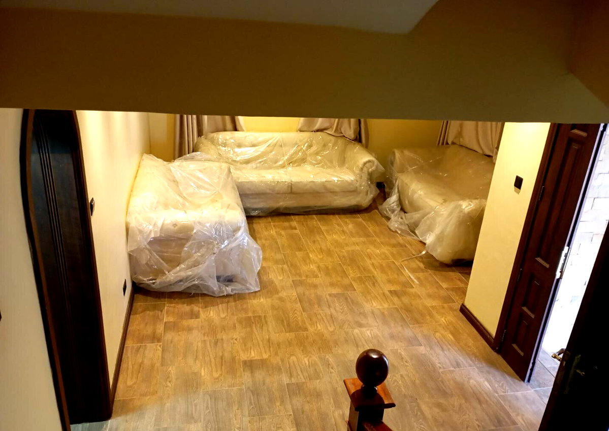 Multi-Level 5-Bed Townhouse with Double Lounge - Lavington