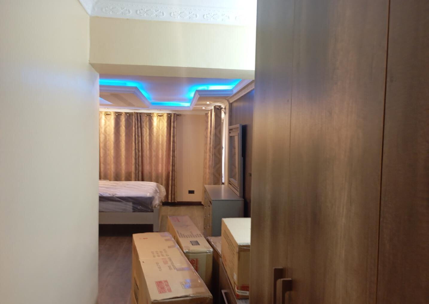 Multi-Level 5-Bed Townhouse with Double Lounge - Lavington
