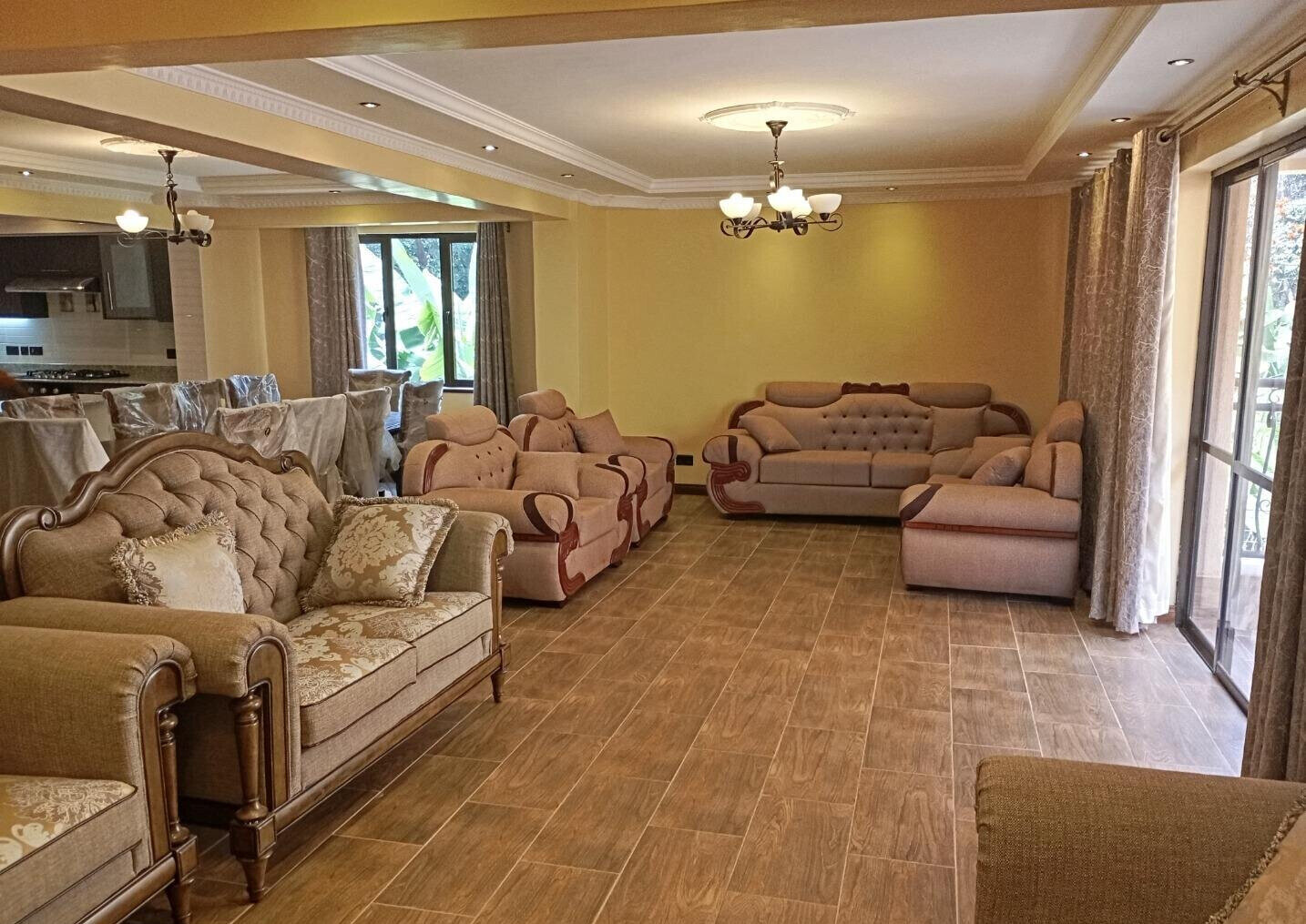 Multi-Level 5-Bed Townhouse with Double Lounge - Lavington