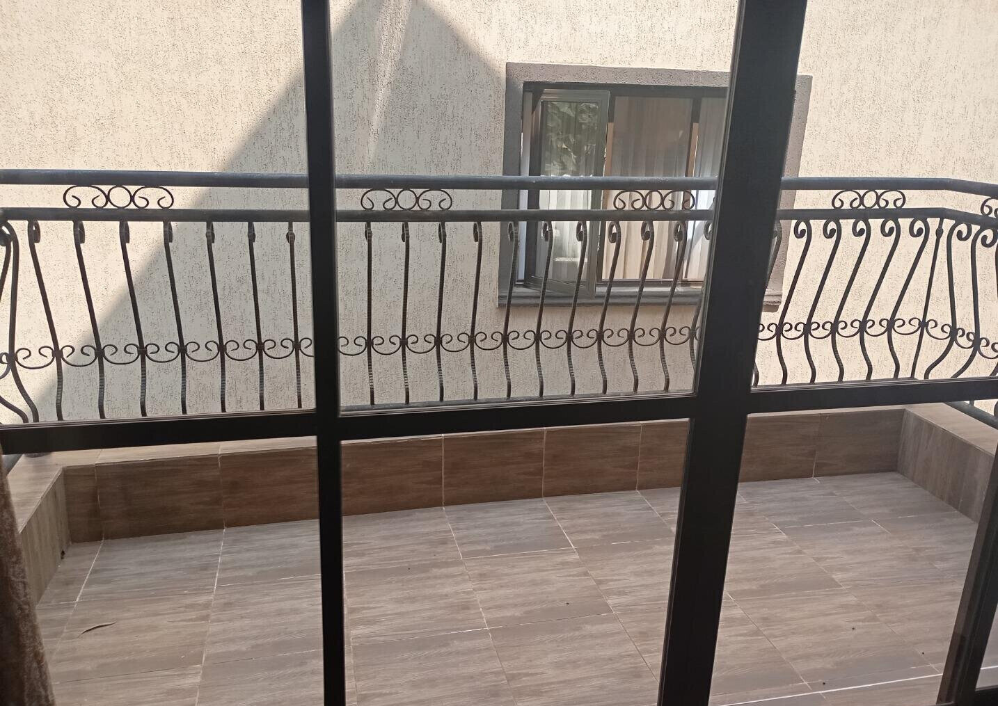 Multi-Level 5-Bed Townhouse with Double Lounge - Lavington
