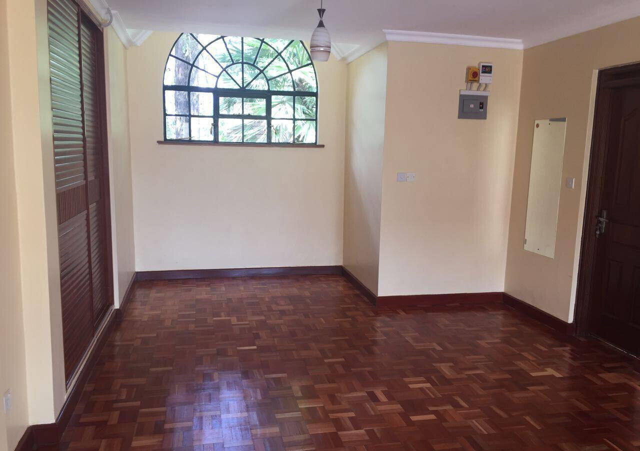 Modern 5BR Townhouse with DSQ in Kaputei Gardens - Kileleshwa
